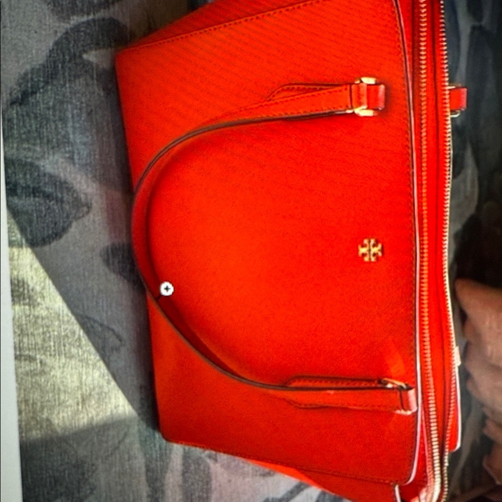 Tory Burch large Robinson Shoulder Bag